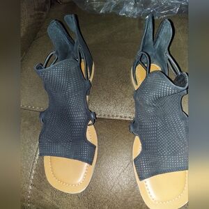 Womens Lucky Brand Sandle 8